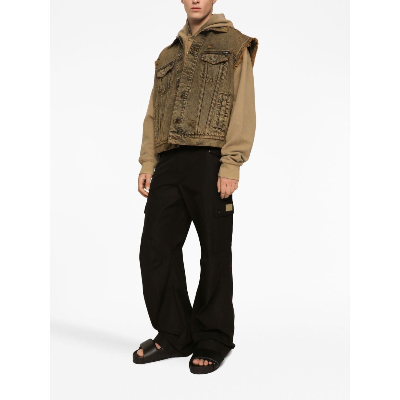 Dolce & Gabbana Cargo With Logo Plaque Trousers