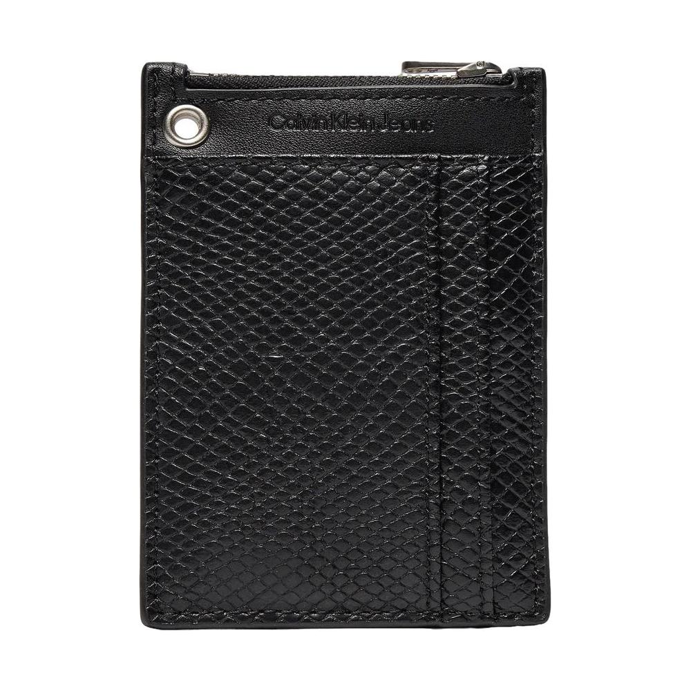 Calvin Klein Jeans black polyethylene women's card holder, spring/summer collection, made of 72% polyurethane and 28% recycled polyester.