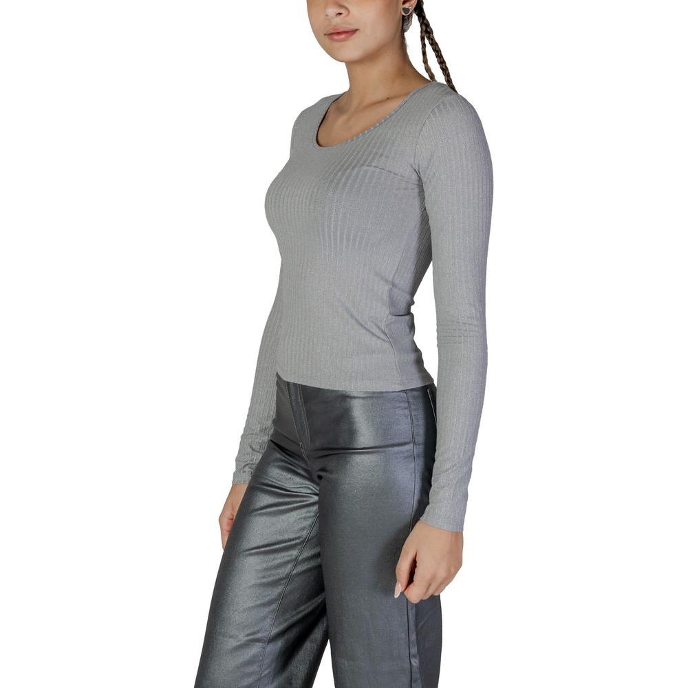 Vero Moda women's silver long-sleeved T-shirt made of recycled polyester, part of the Fall/Winter collection.