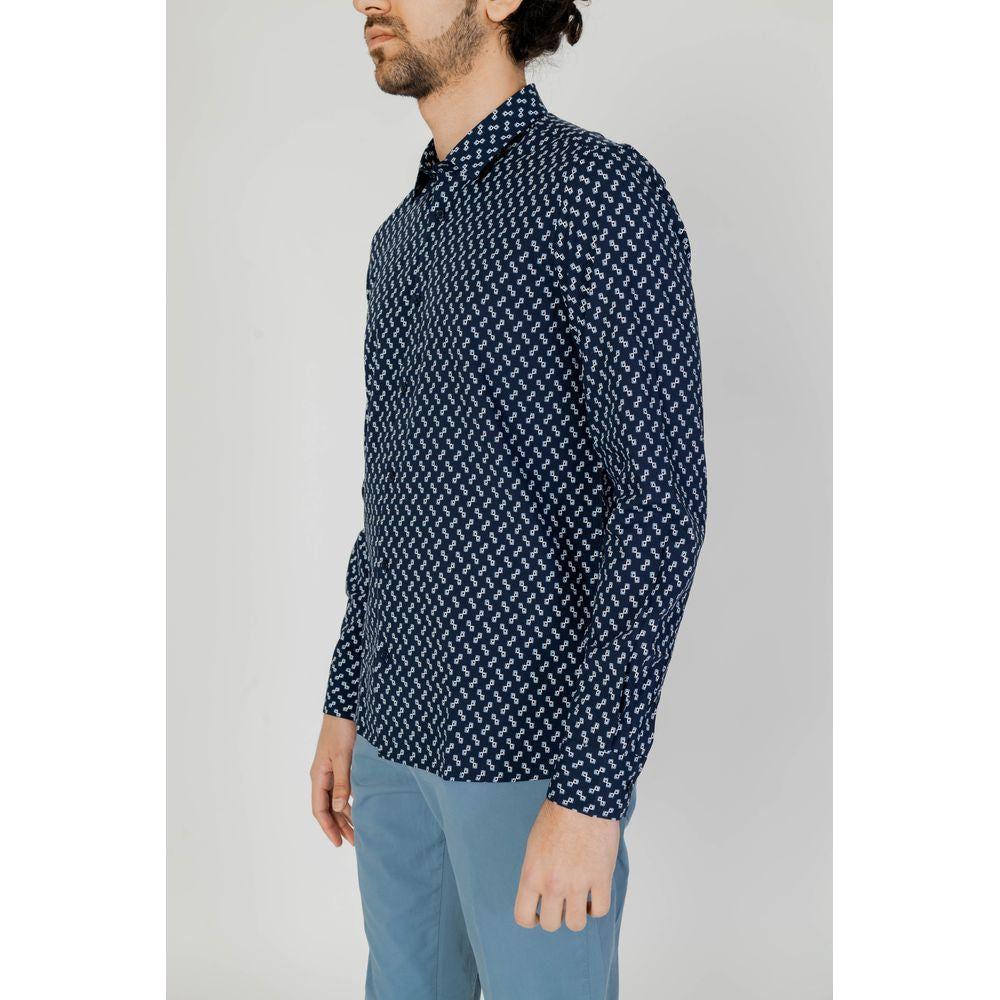 Man wearing Antony Morato blue viscose shirt with long sleeves, spring/summer collection, made of 50% viscose, 50% cotton.