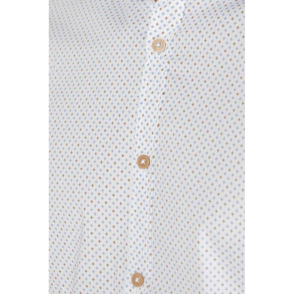 Close-up of Hamaki-Ho white cotton shirt with intricate button details, perfect for spring/summer collection.