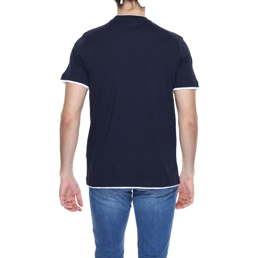 Back view of man wearing Hamaki-Ho blue cotton t-shirt from spring/summer collection, 100% cotton fabric.
