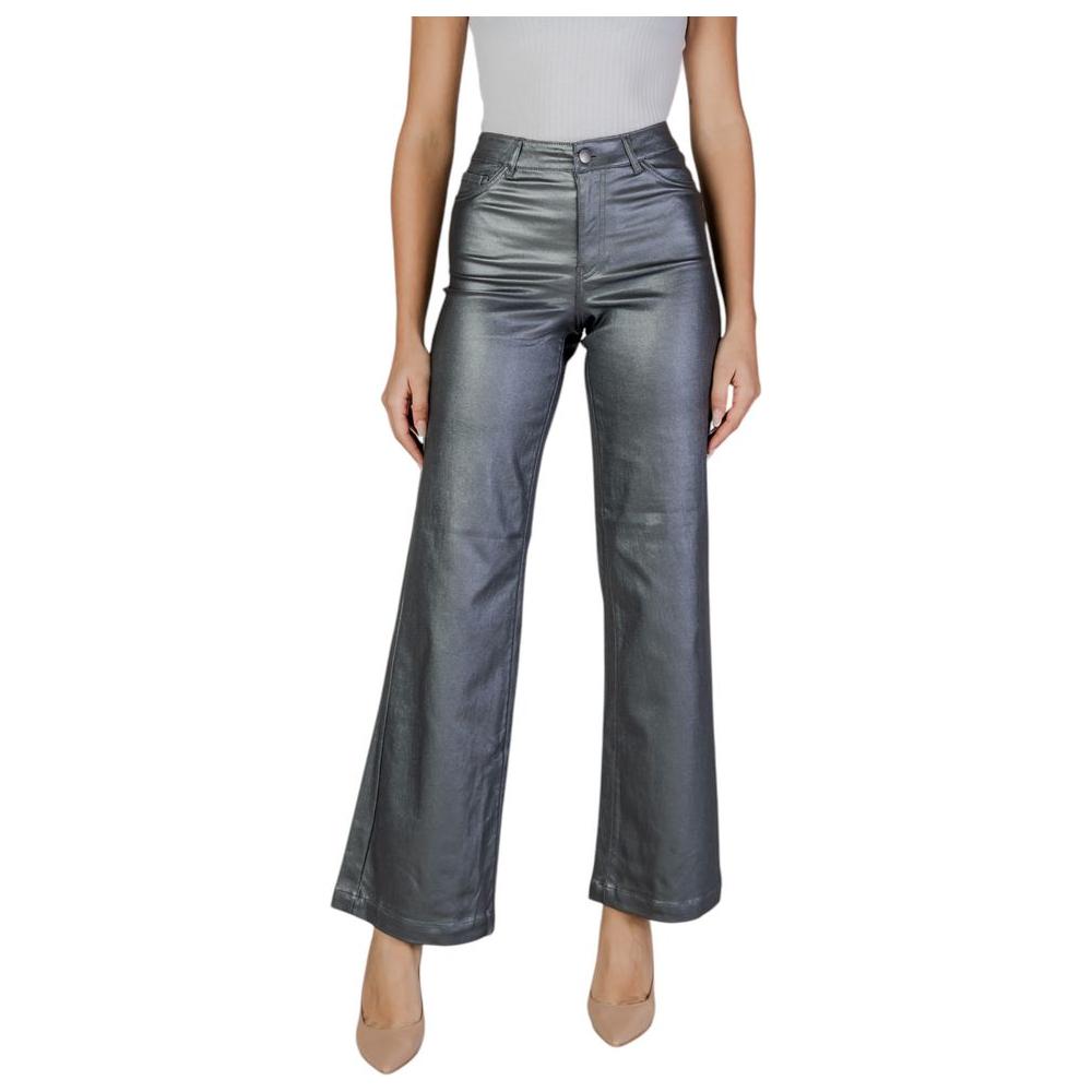 Jacqueline De Yong women's palace pants in silver viscose, fall/winter collection, featuring 76% viscose, 21% nylon, 3% elastane.