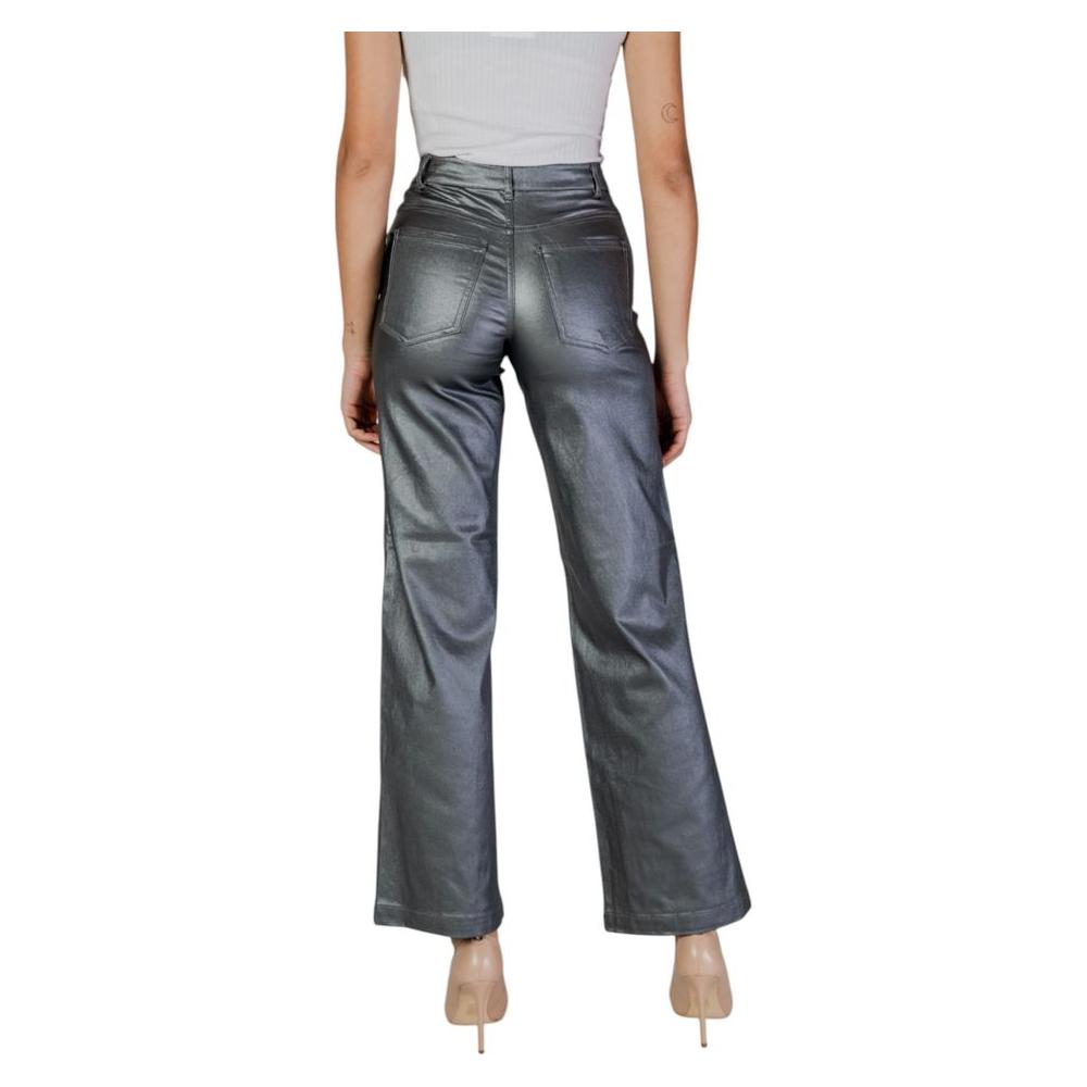 Back view of Jacqueline De Yong women's silver viscose jeans from fall/winter collection, composed of viscose, nylon, and elastane.