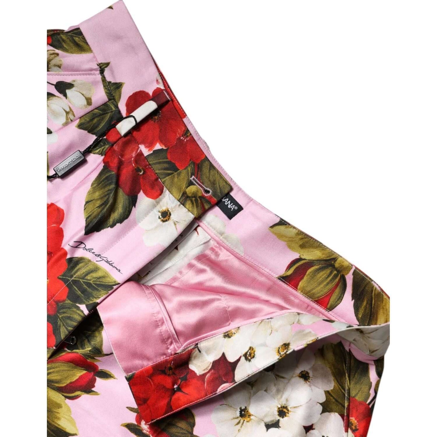 Dolce & Gabbana pink floral high waist hotpants shorts with zipper and logo details, 91% cotton, 9% silk, made in Italy.