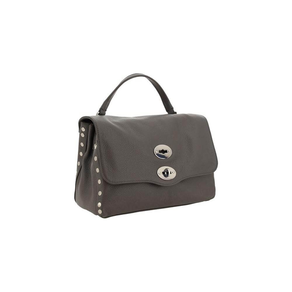Zanellato Postina Daily shoulder bag in calfskin with adjustable strap and side studs, ideal for stylish and functional daily use.