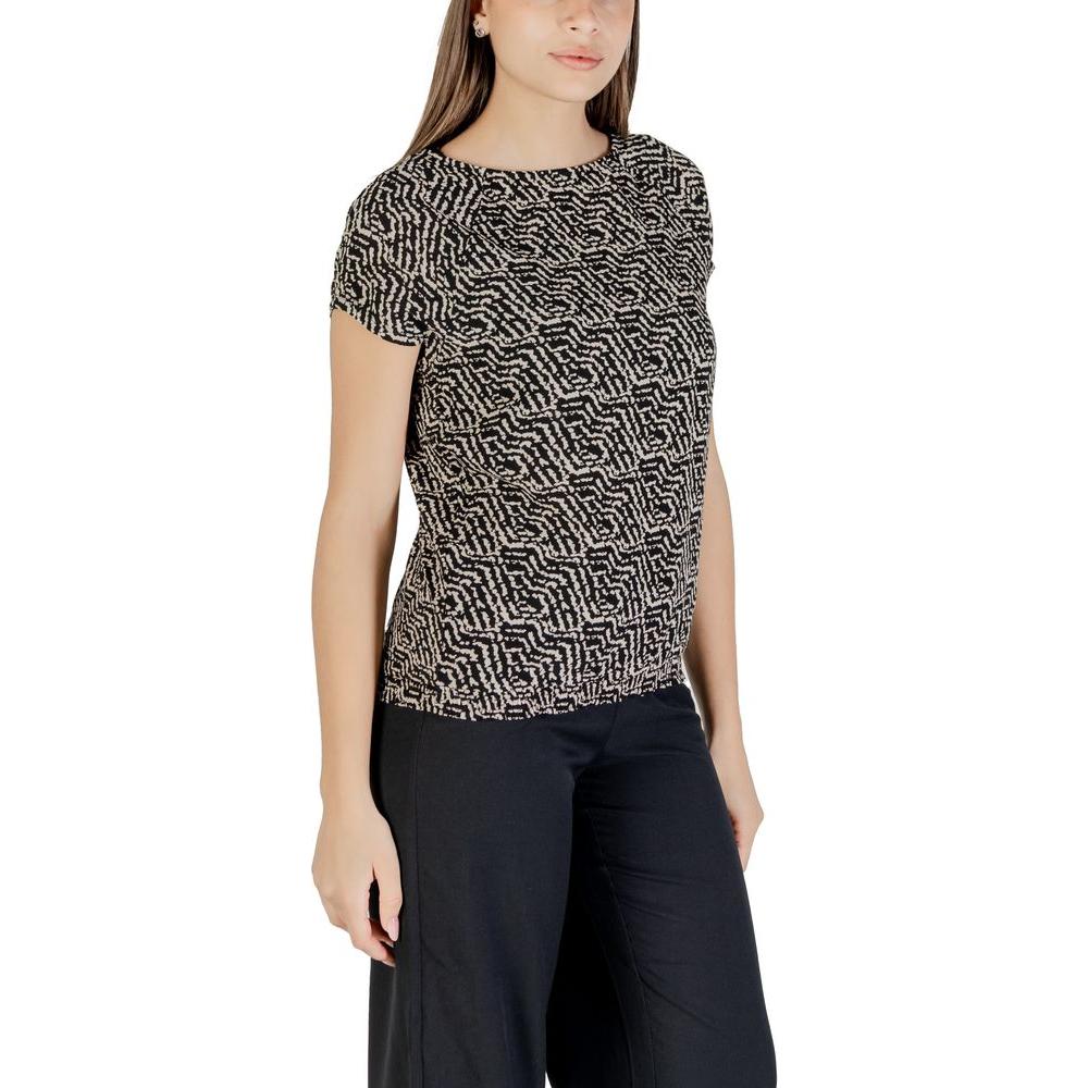 Woman wearing Street One black viscose shirt with short sleeves and printed design, perfect for any occasion. Comfortable and stylish.