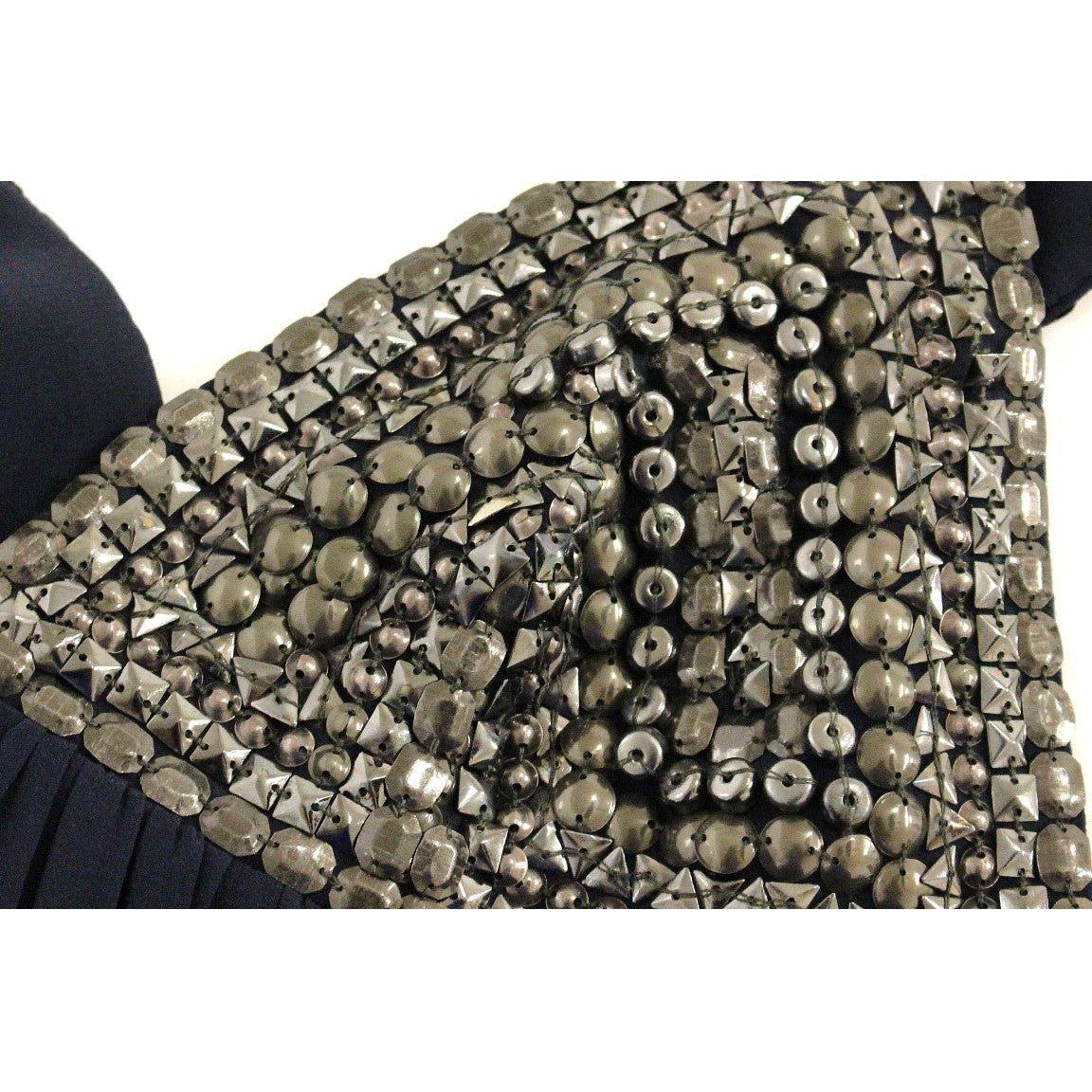 优雅的海军蓝无袖衬衫