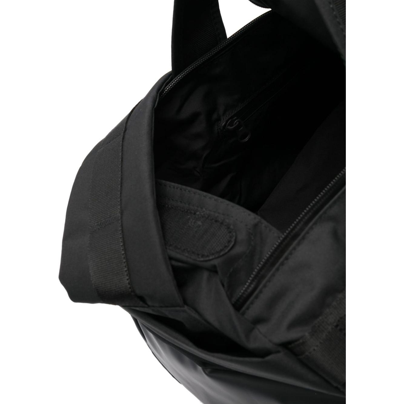 Front view with bag zipped and handles upright.