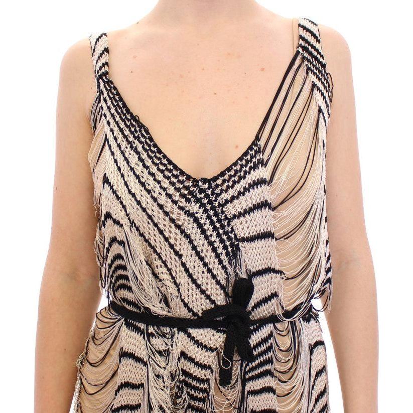 黑白针织工匠连衣裙