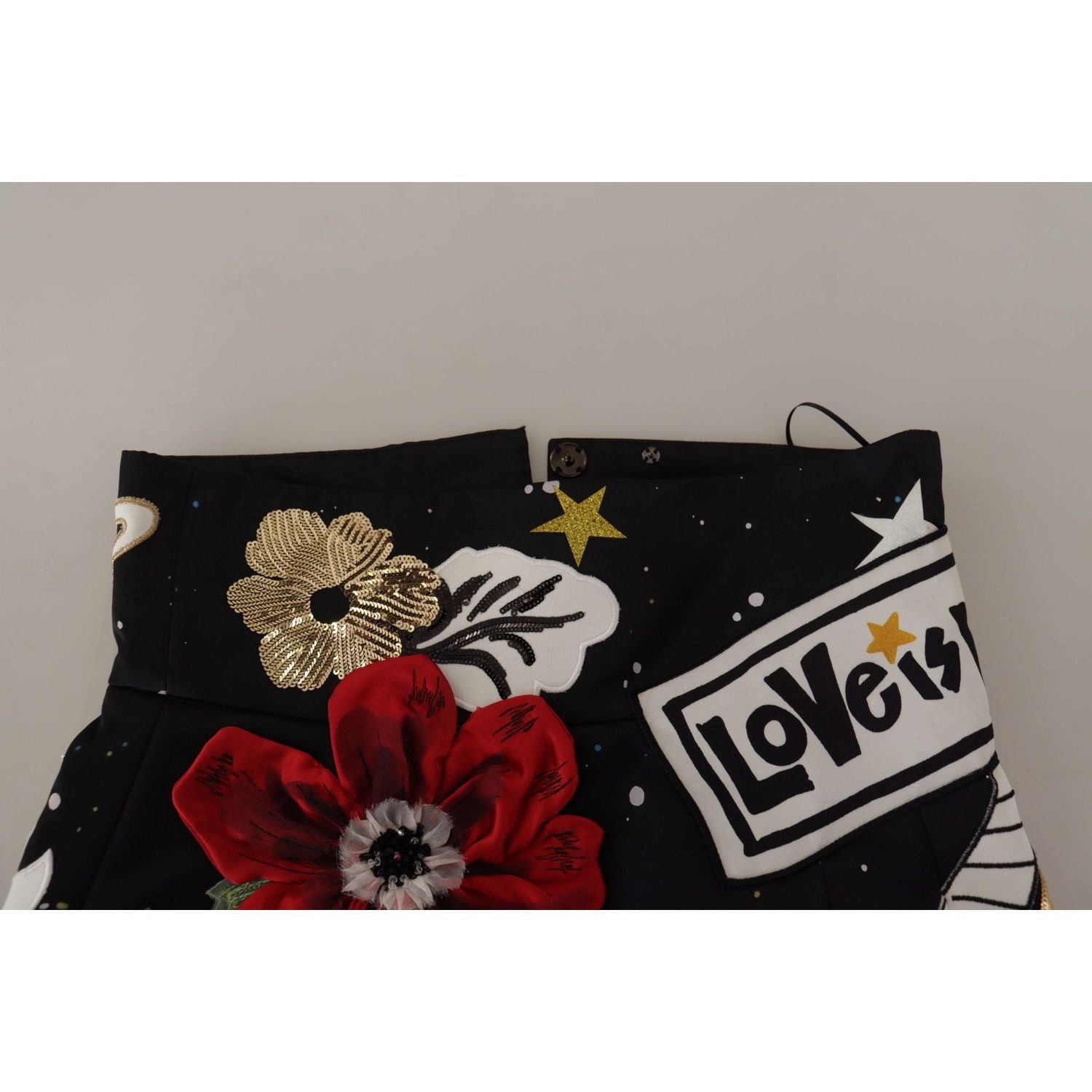 تنورة سوداء مطرزة بقصة A وخصر مرتفع من دولتشي آند غابانا