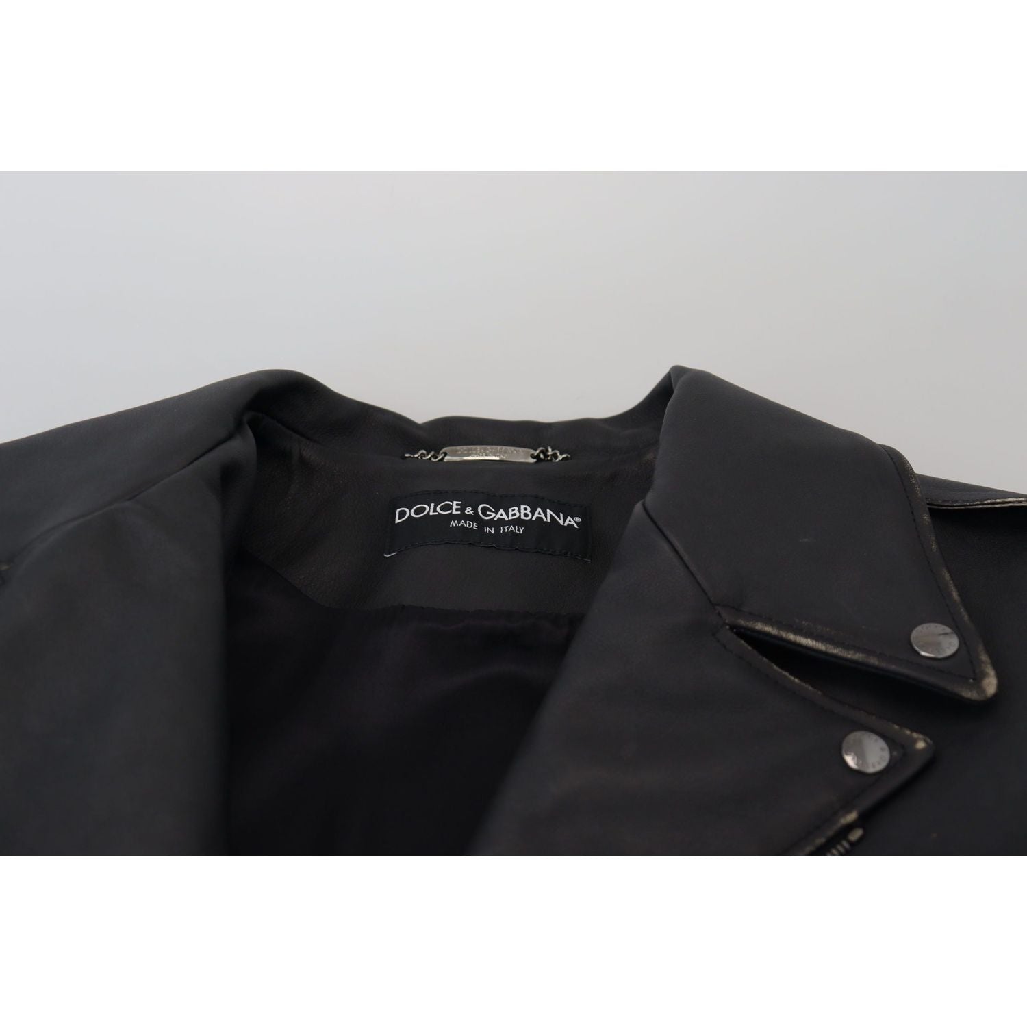 سترة بايكر جلدية سوداء أنيقة من دولتشي آند غابانا