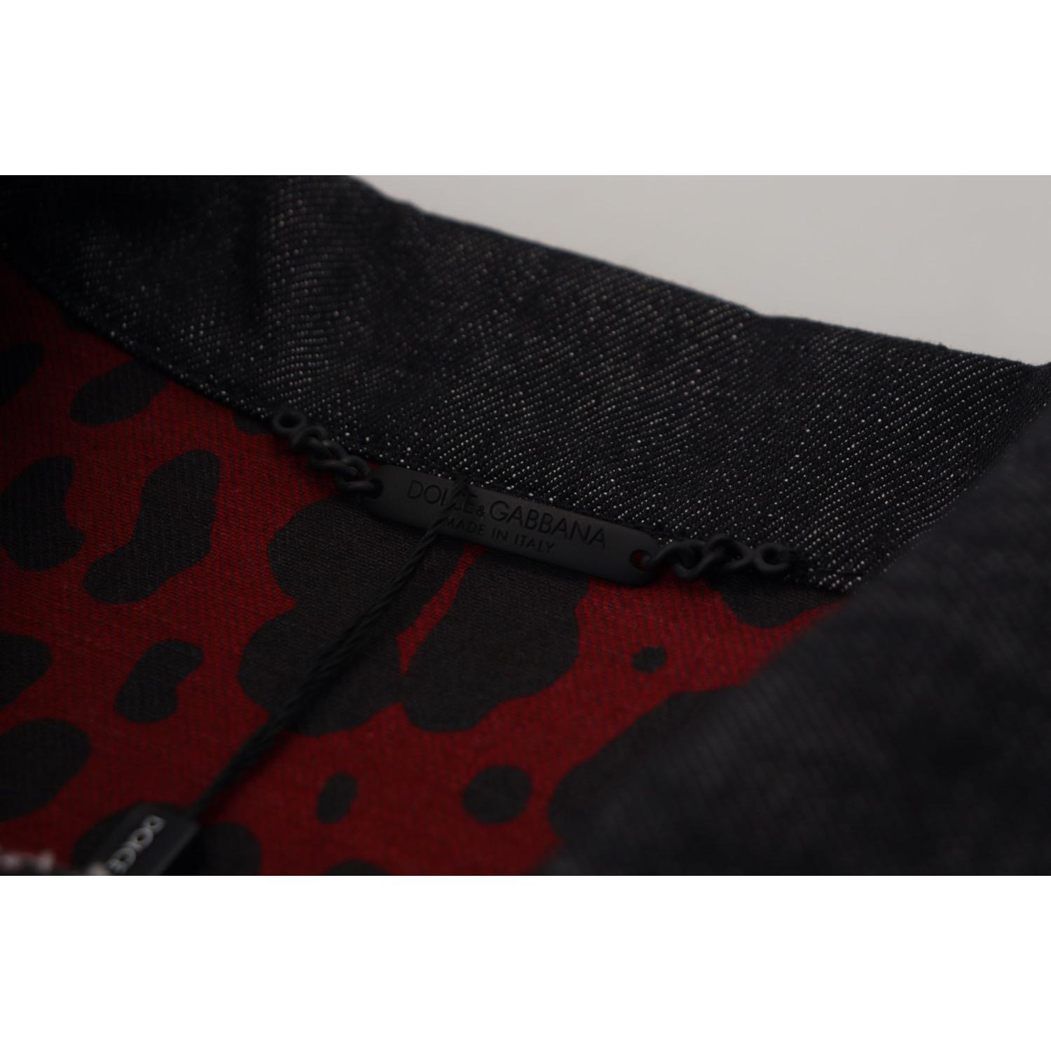 سترة جينز سوداء أنيقة من دولتشي آند غابانا