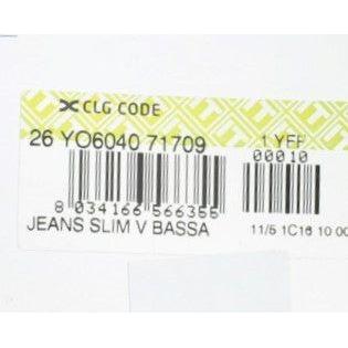 بنطلون جينز مستقيم من تصميم كافالي شيك باللون الأزرق