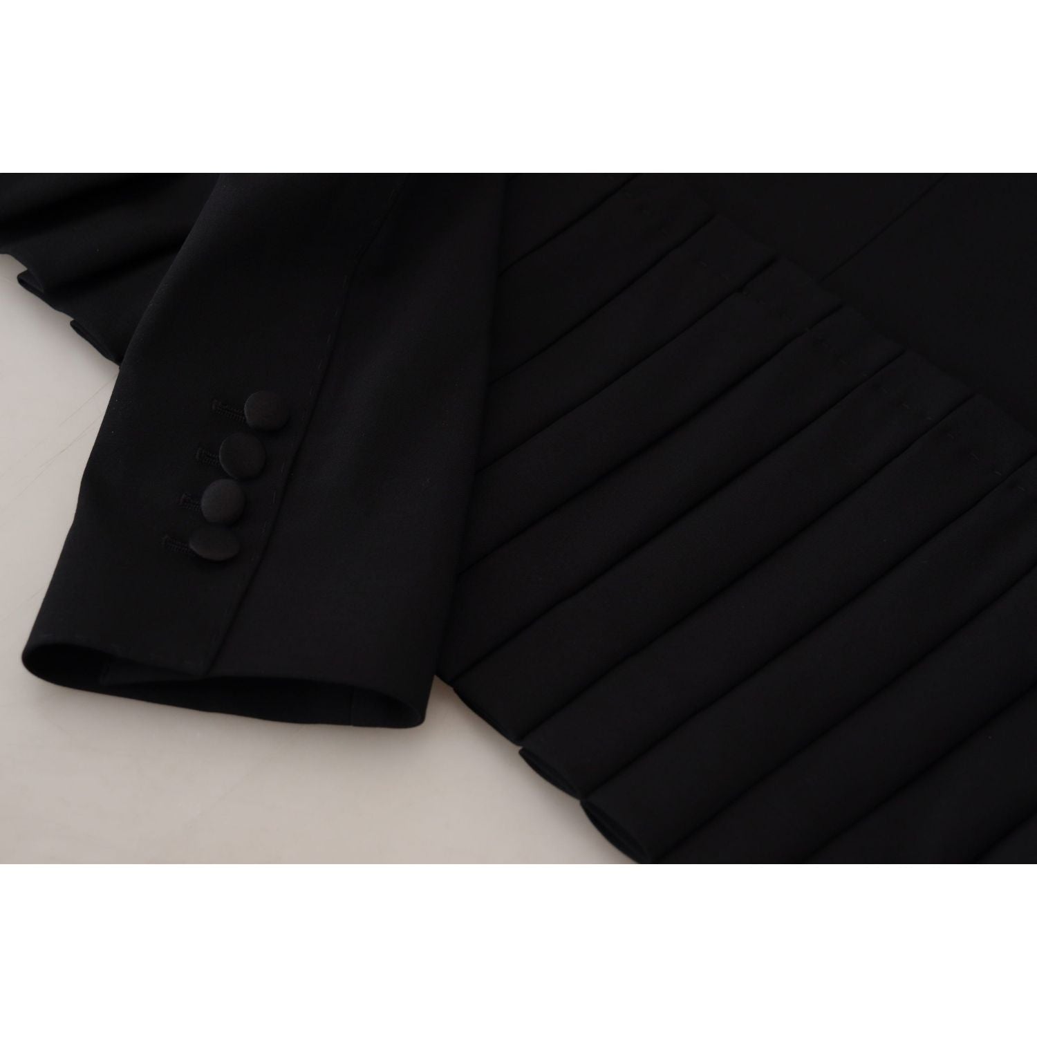 سترة أنيقة من الصوف المطاطي باللون الأسود من دولتشي آند غابانا