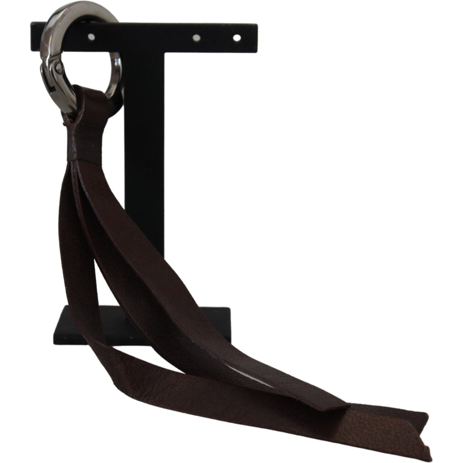 سلسلة مفاتيح جلدية بنية أنيقة من زي وطني مع لمسات نحاسية