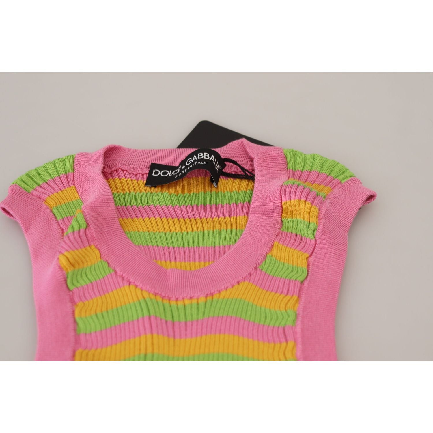 سترة تانك توب أنيقة من الحرير بدون أكمام من دولتشي آند غابانا