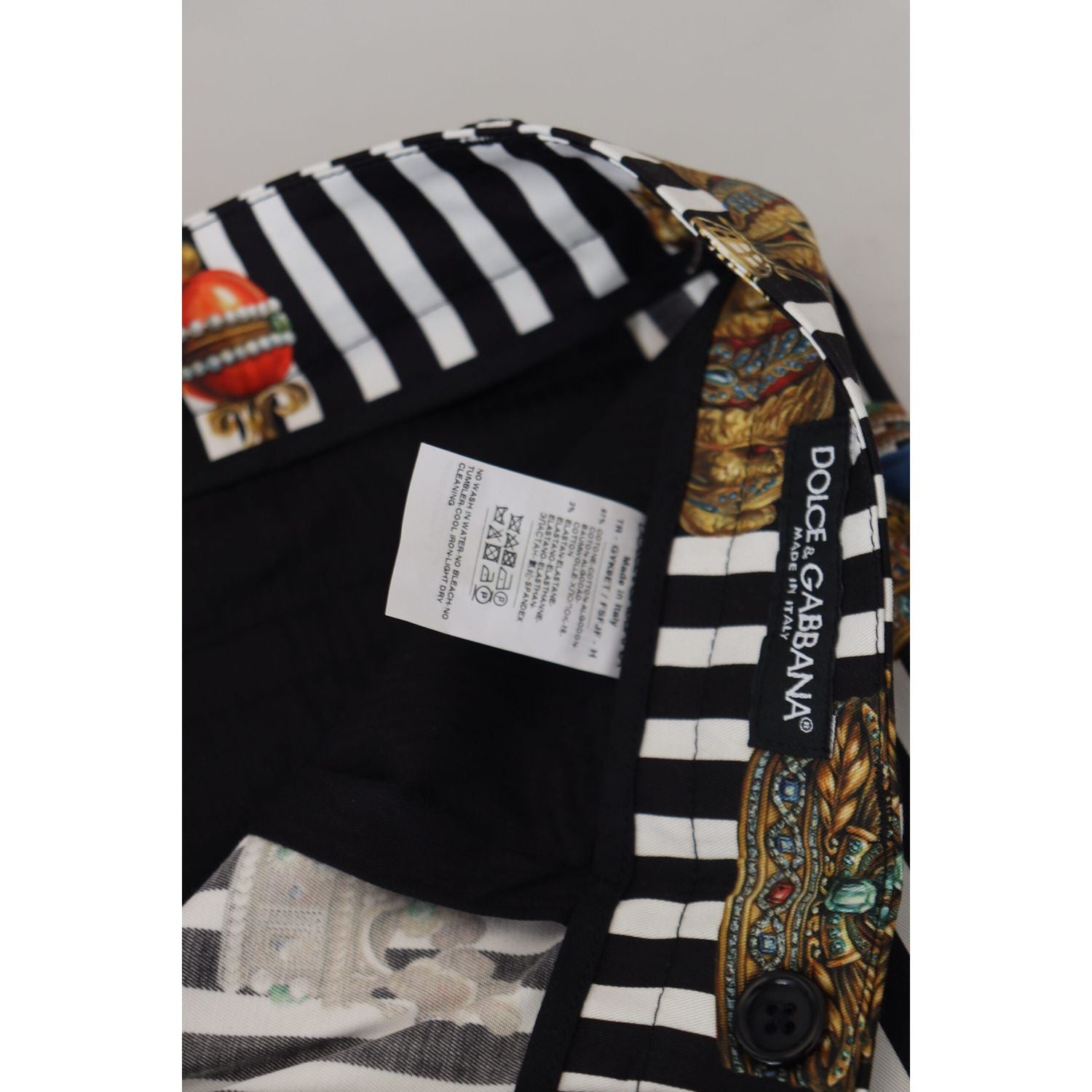 بنطال شينو أنيق بخطوط ذهبية من دولتشي آند غابانا