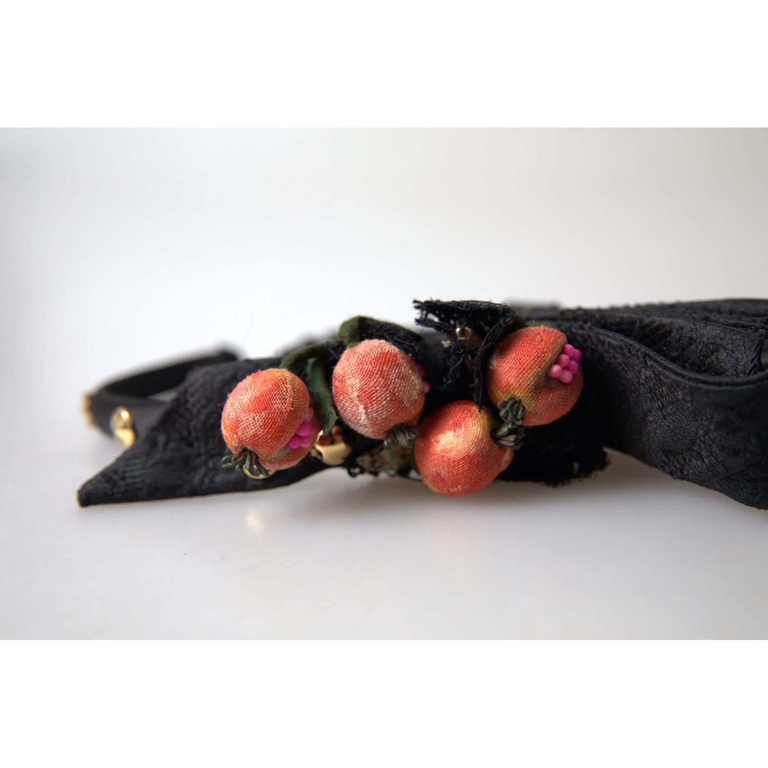 عصابة رأس من الكريستال متعدد الألوان من دولتشي آند غابانا