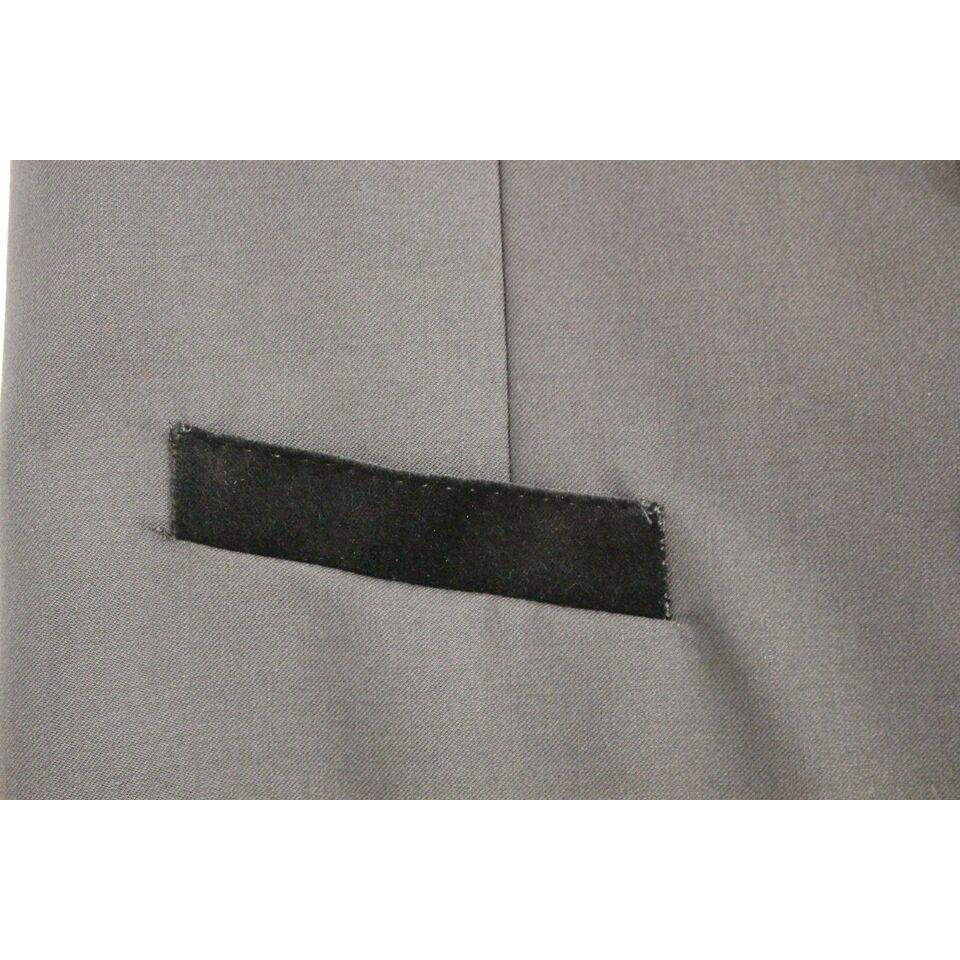 سترة رسمية أنيقة من الصوف باللون الأسود من دولتشي آند غابانا