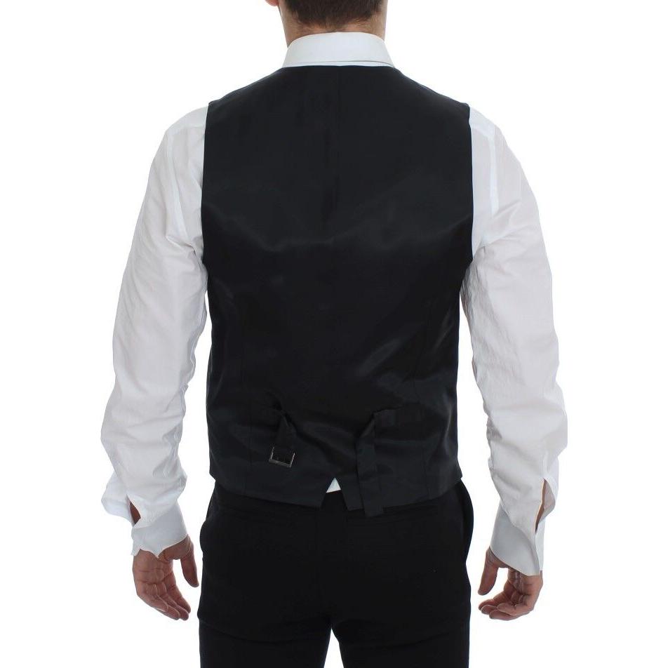 فستان دولتشي آند غابانا الأنيق المصنوع من الصوف المخطط باللون الرمادي