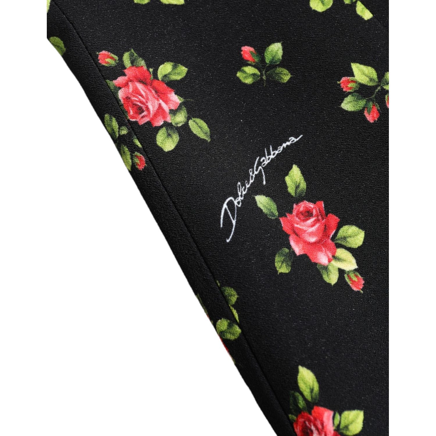 بلوزة دولتشي آند غابانا الأنيقة المصنوعة من الحرير المزهر