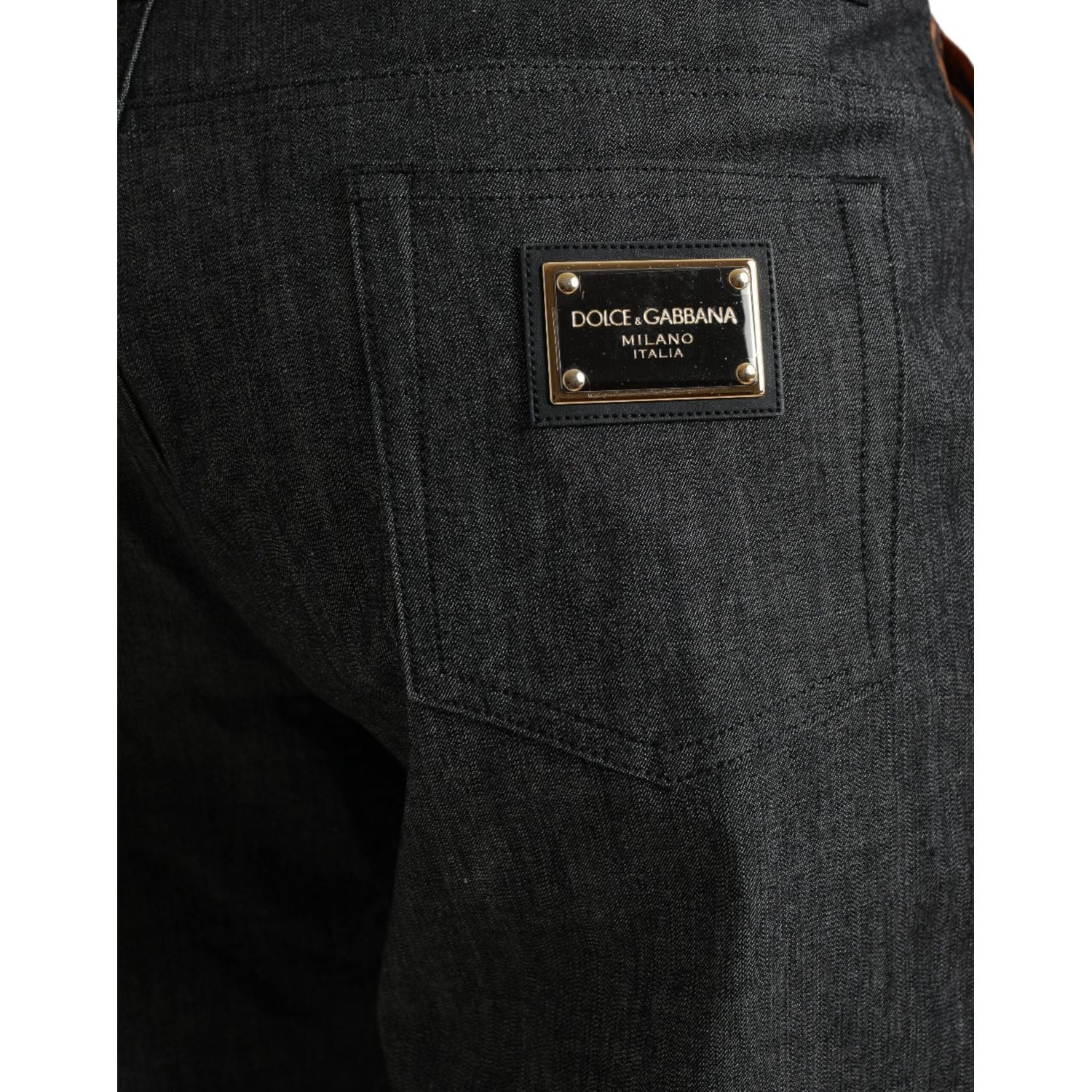 بنطلون جينز فضفاض بطبعة النمر متعدد الألوان من دولتشي آند غابانا