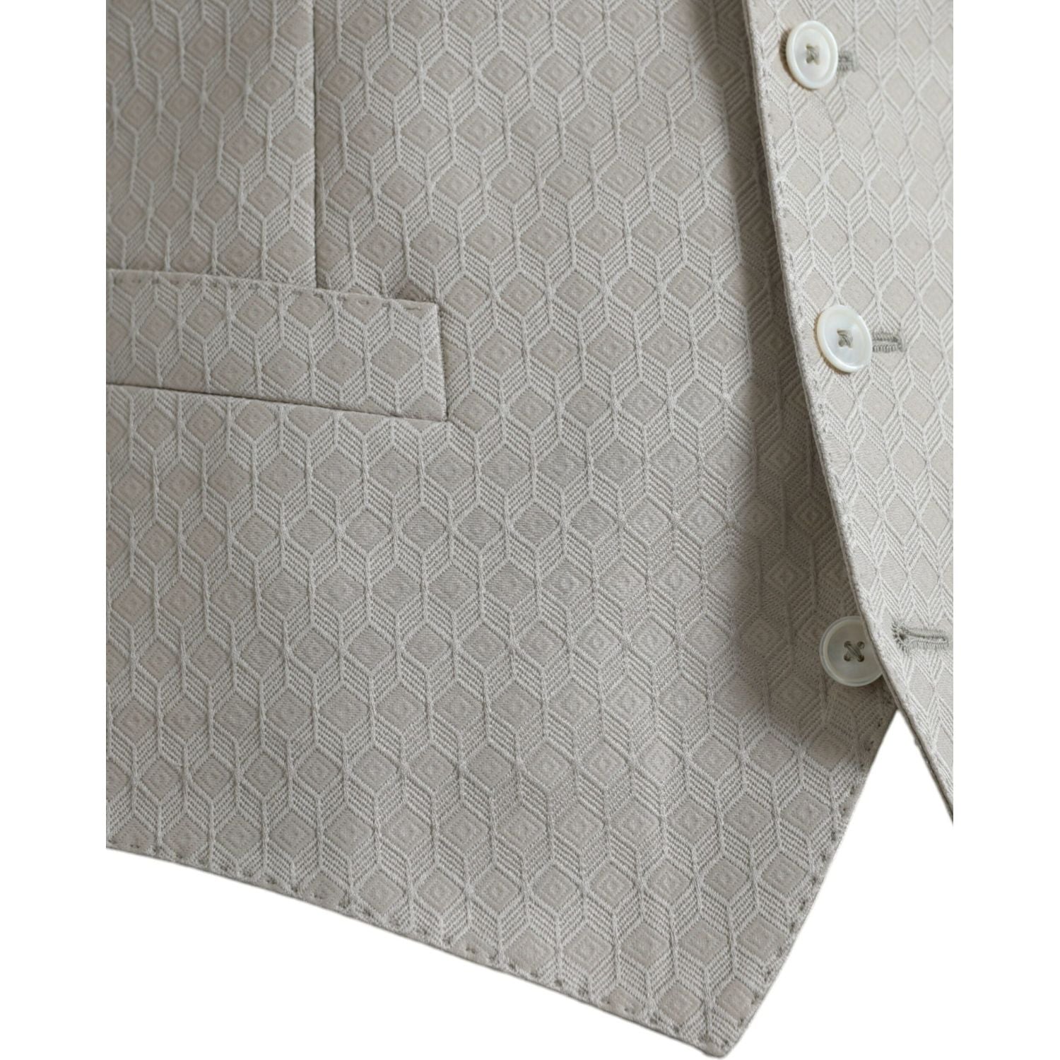 فستان دولتشي آند غابانا من القطن باللون الأبيض الفاتح مع سترة رسمية