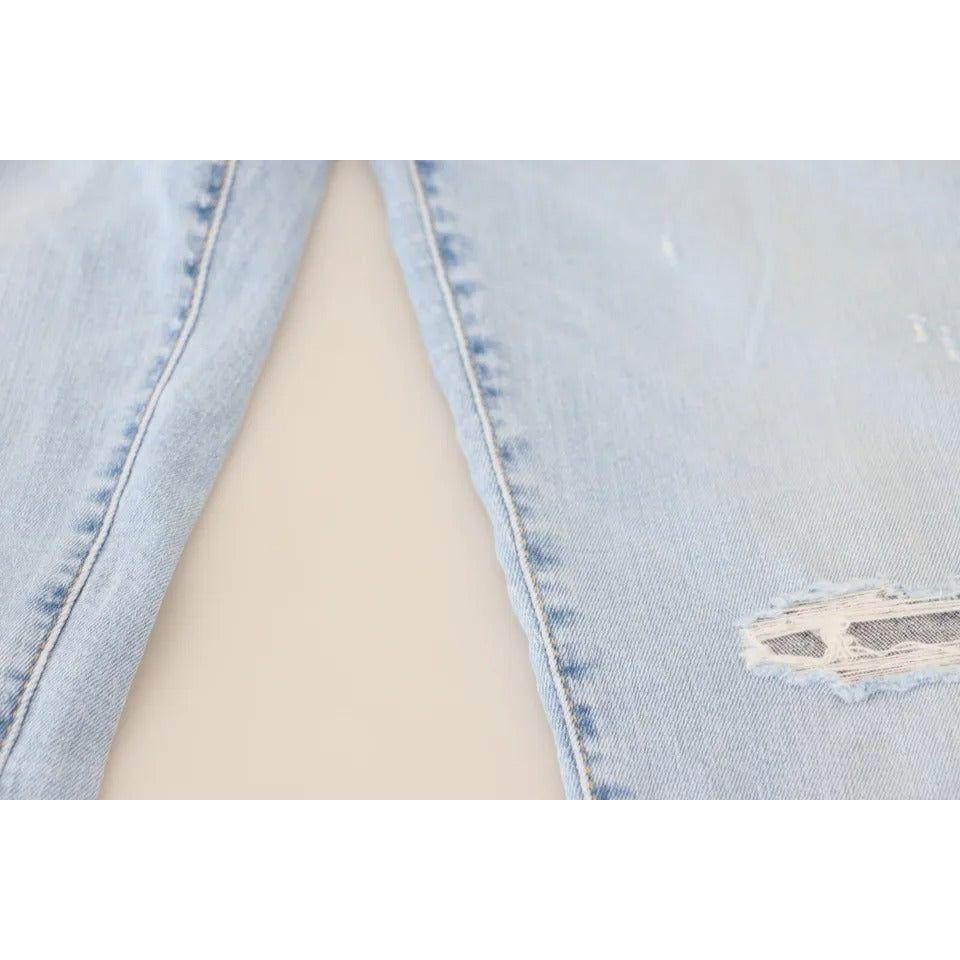 بنطلون جينز قصير من Dsquared² أزرق اللون ممزق بقصة Twiggy وذو خصر متوسط