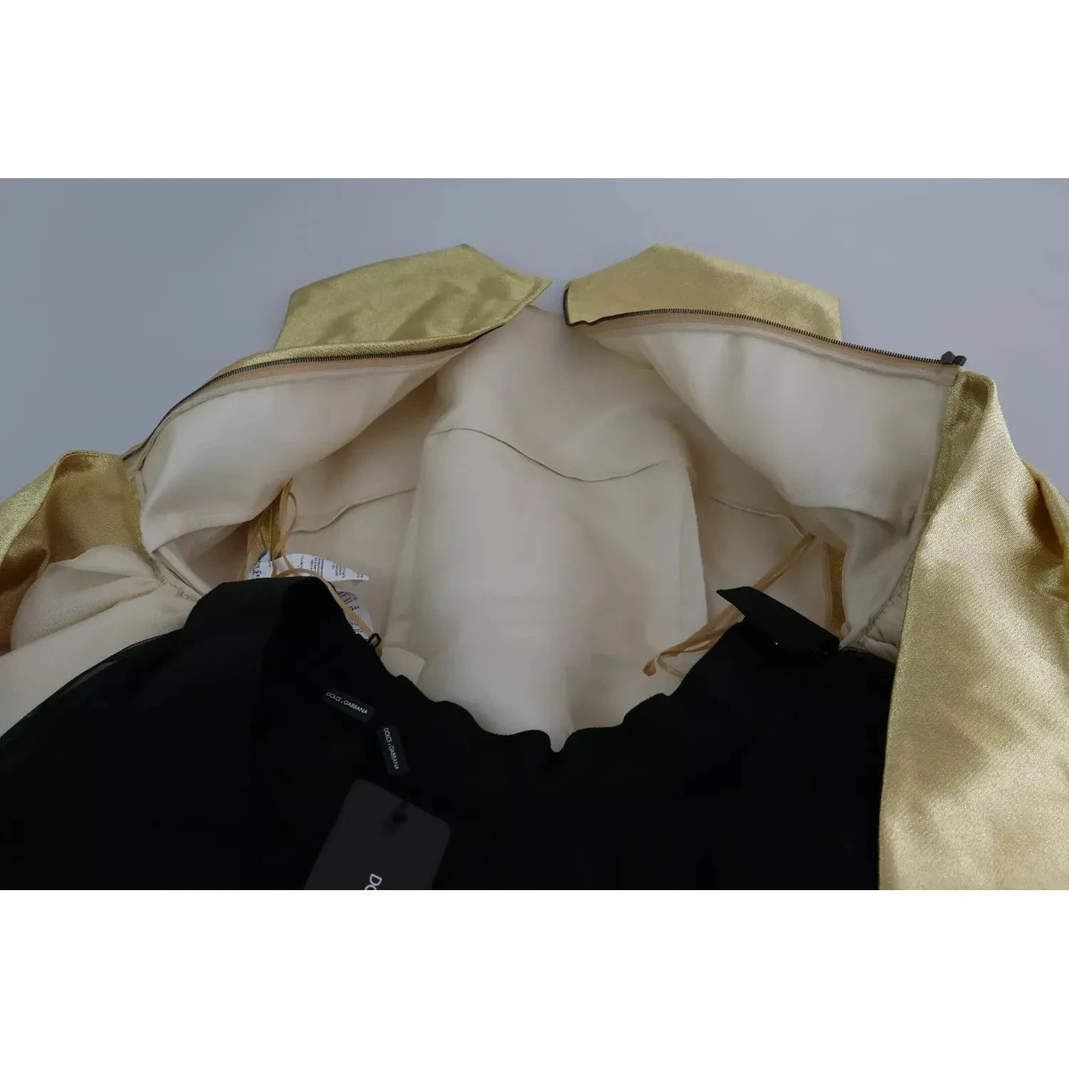 فستان دولتشي آند غابانا من التول بدون أكمام من البوليستر باللون الذهبي