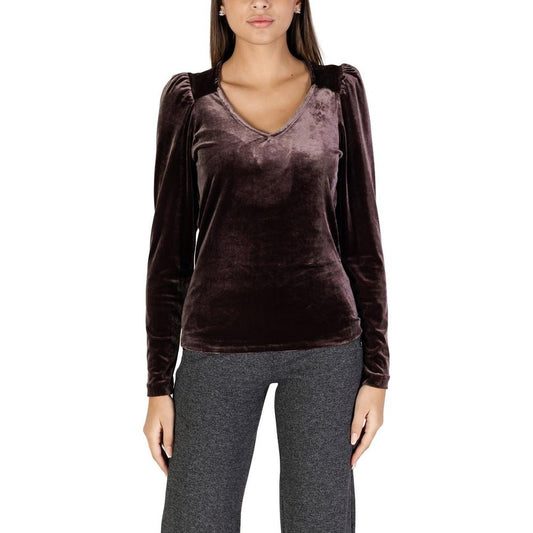 B.Young women's brown polyester knit top, fall/winter, V-neck, long sleeves, 92% polyester, 8% elastane