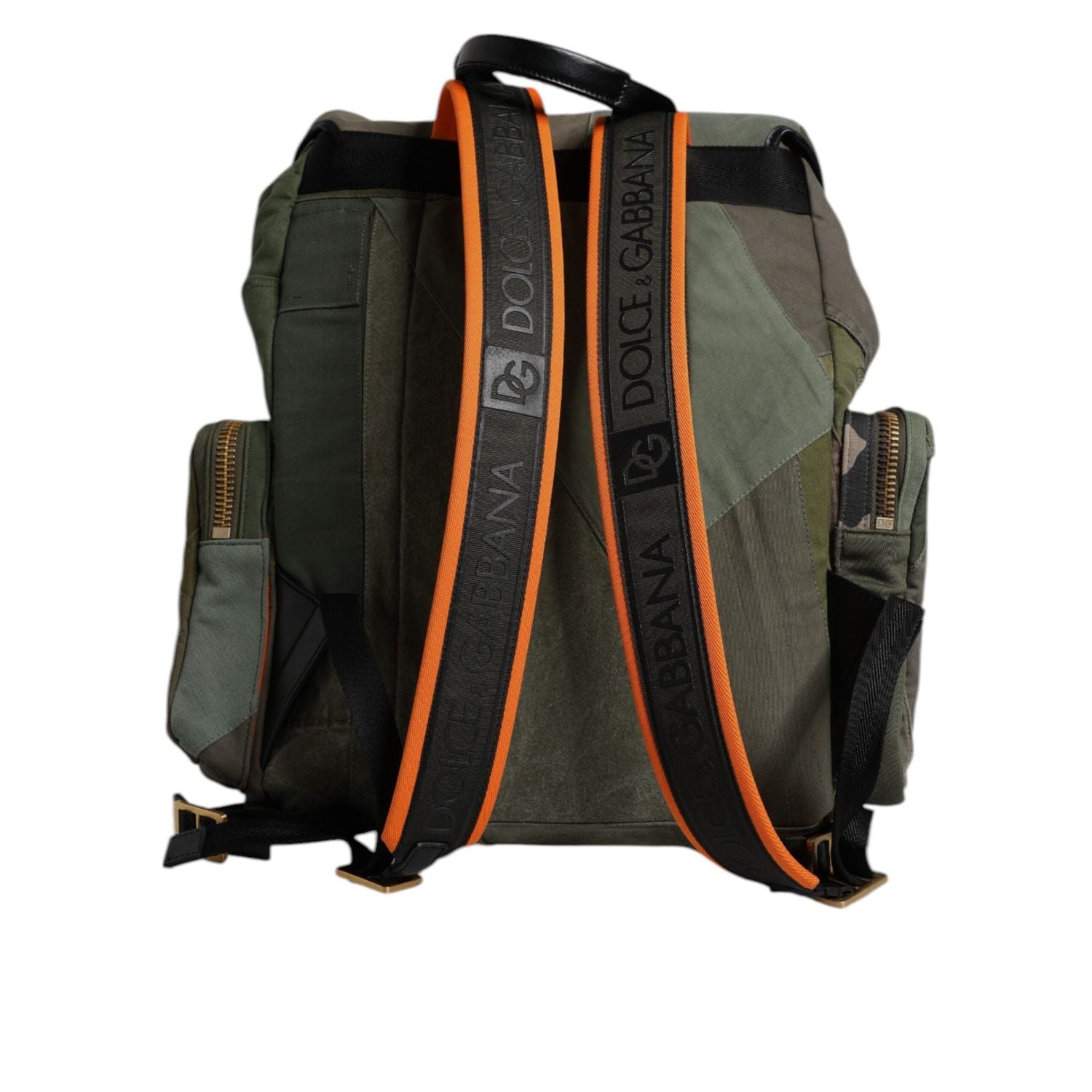 Front view with bag zipped and handles upright.