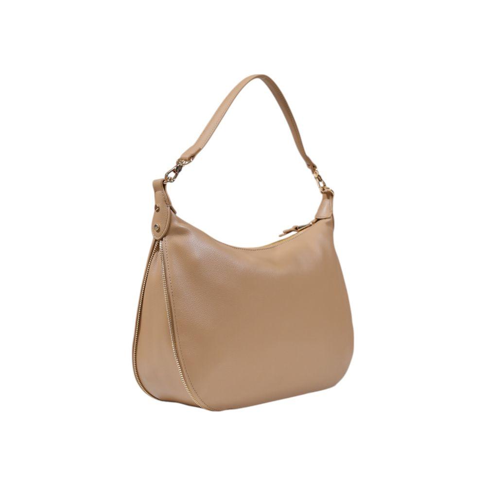 Front view with bag zipped and handles upright.