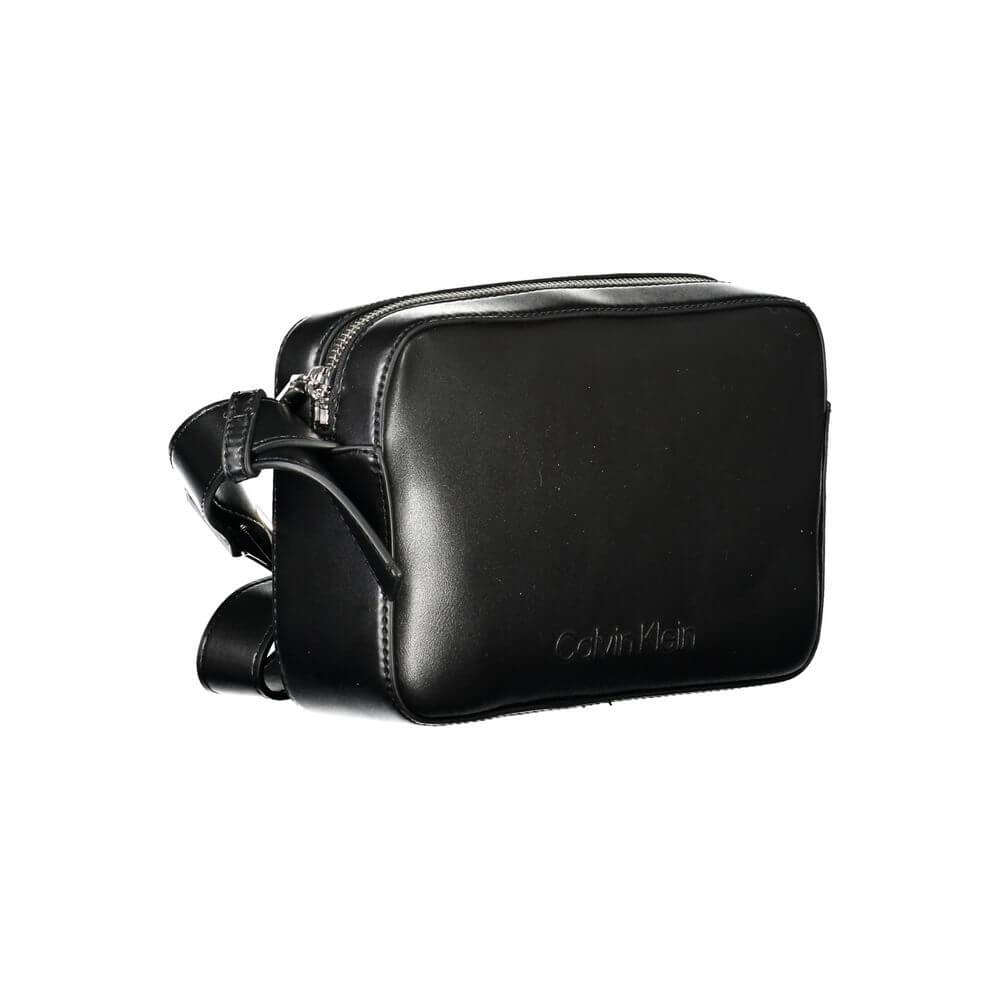 Front view with bag zipped and handles upright.