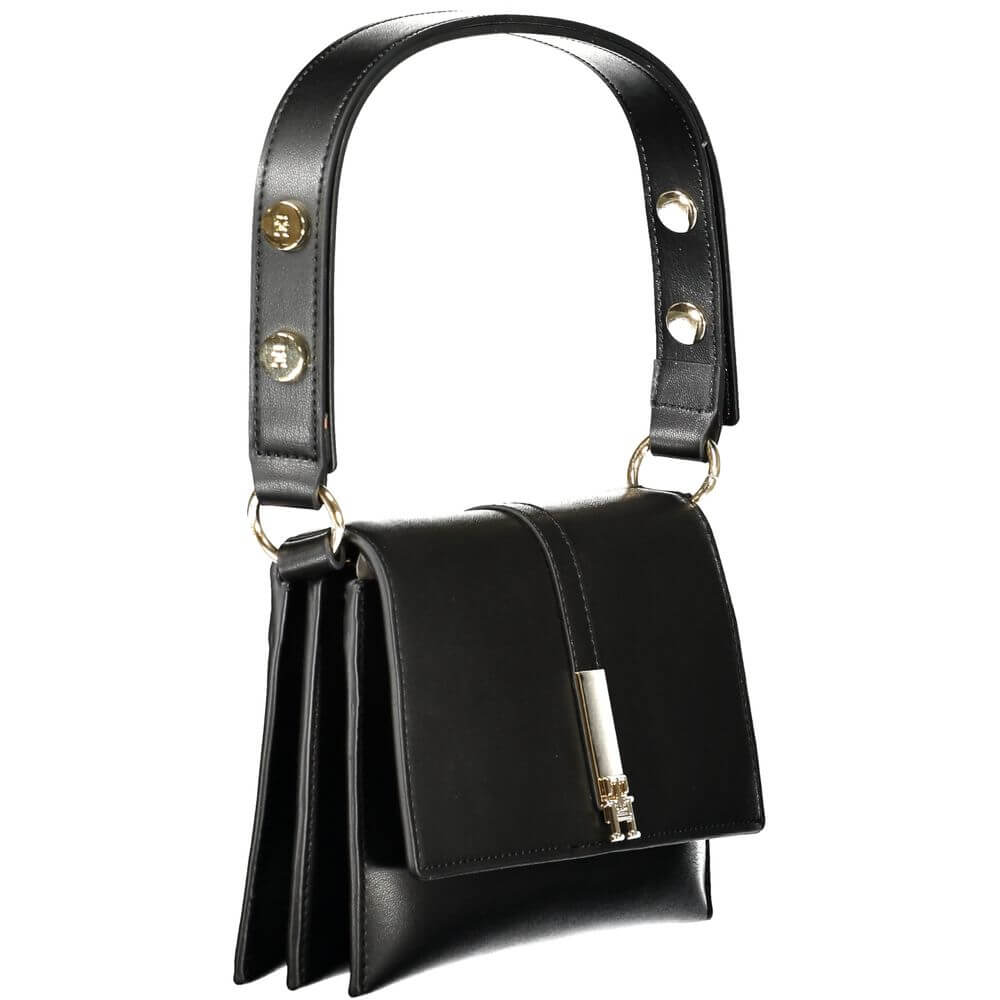 Front view with bag zipped and handles upright.