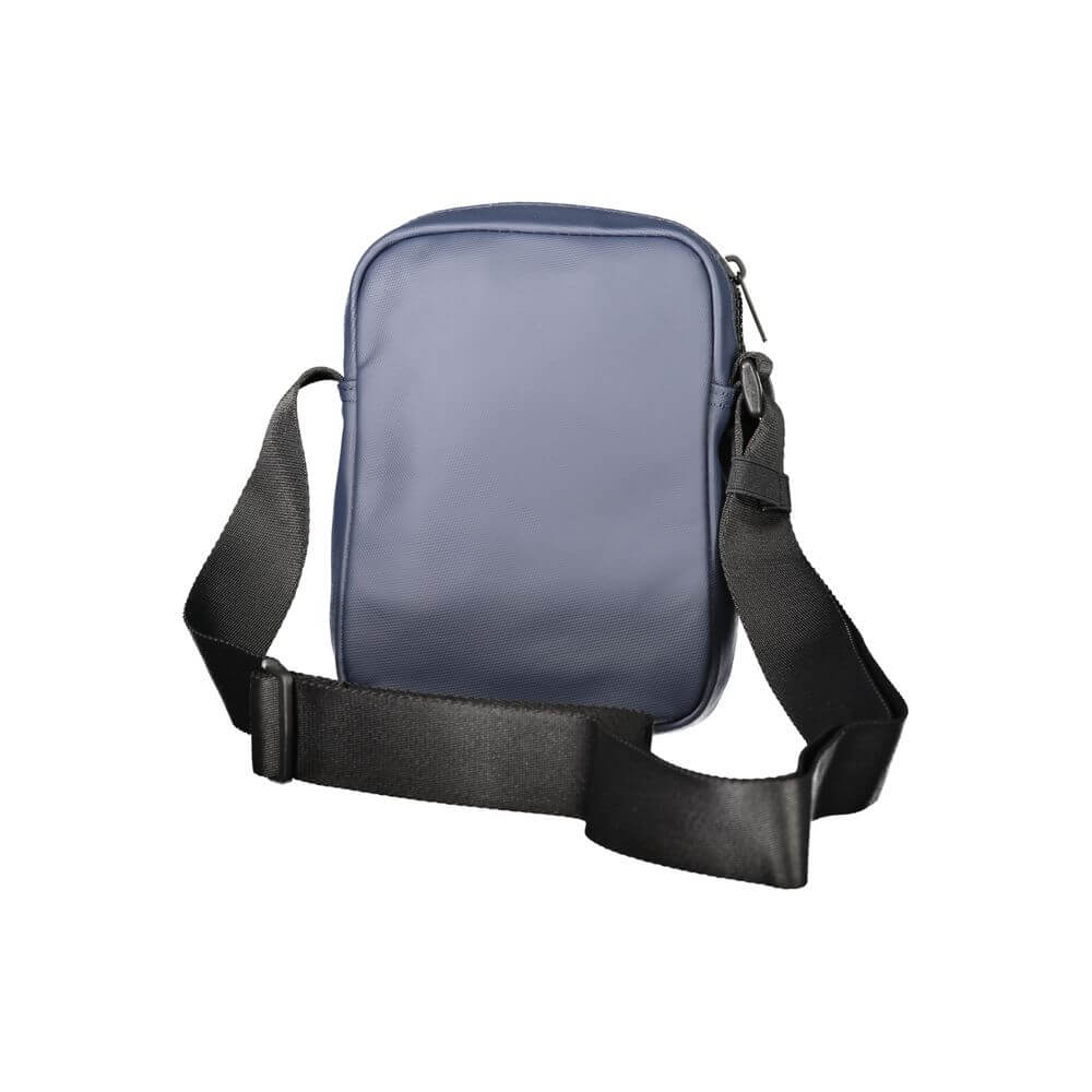 Front view with bag zipped and handles upright.