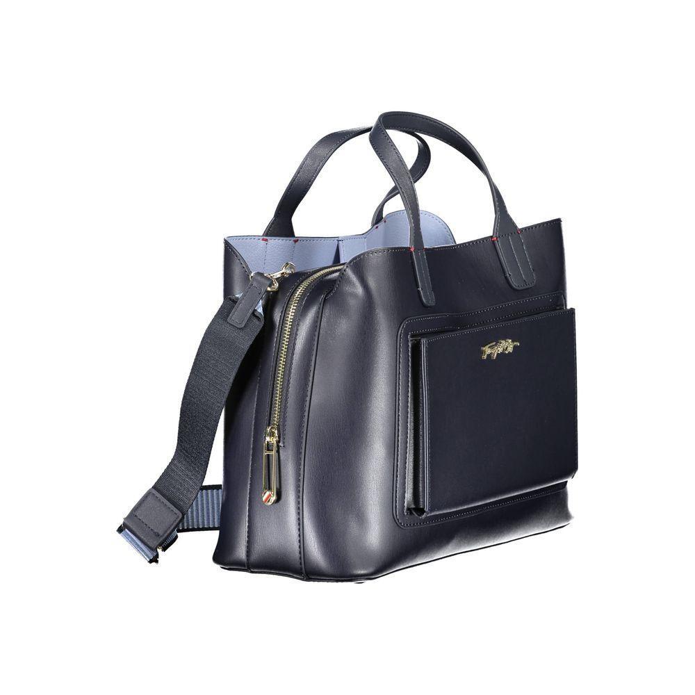 Front view with bag zipped and handles upright.