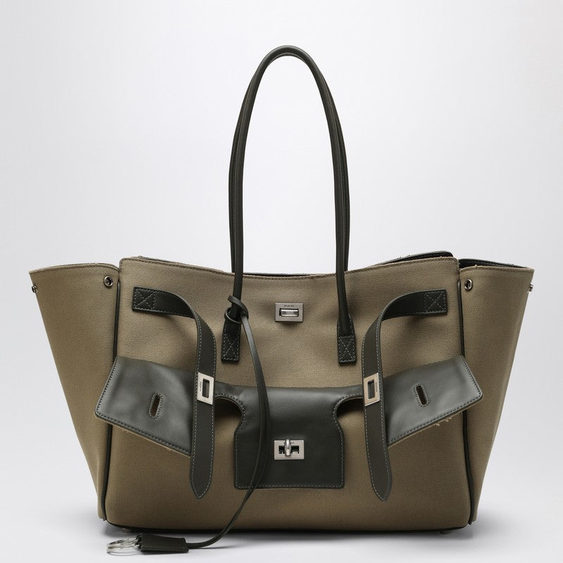 Front view with bag zipped and handles upright.