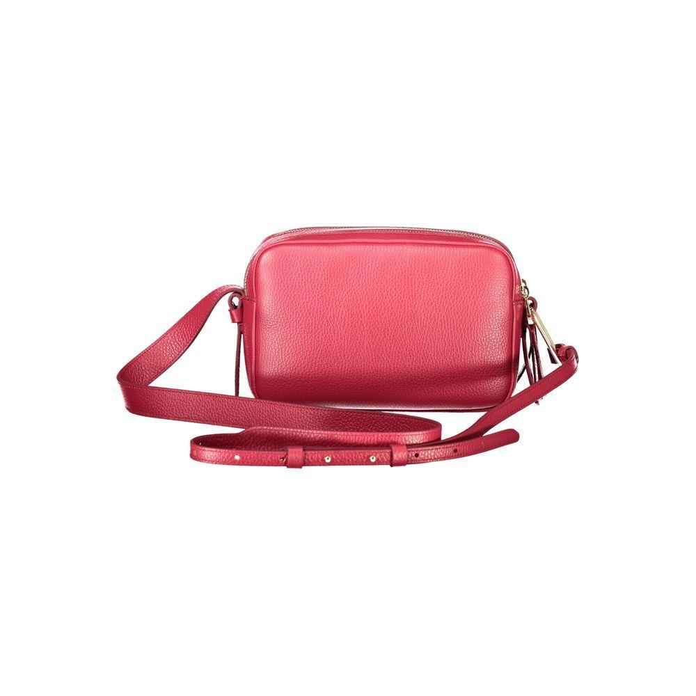 Front view with bag zipped and handles upright.