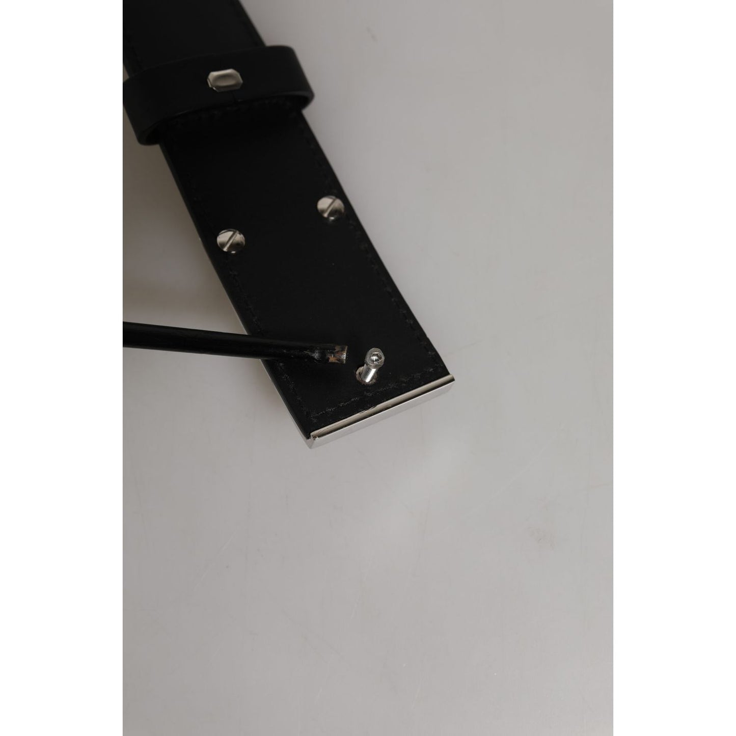 Dolce & Gabbana Black Leather Classic Metal Logo Buckle Belt