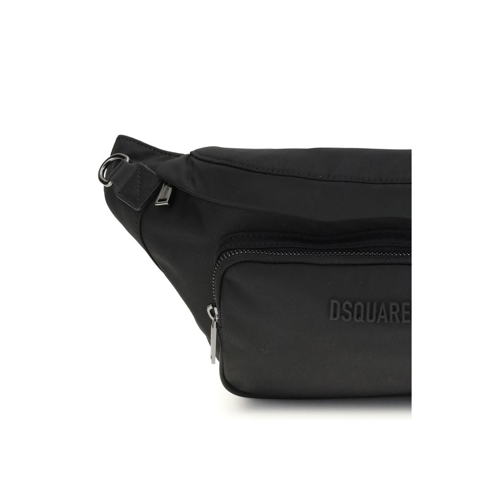Front view with bag zipped and handles upright.