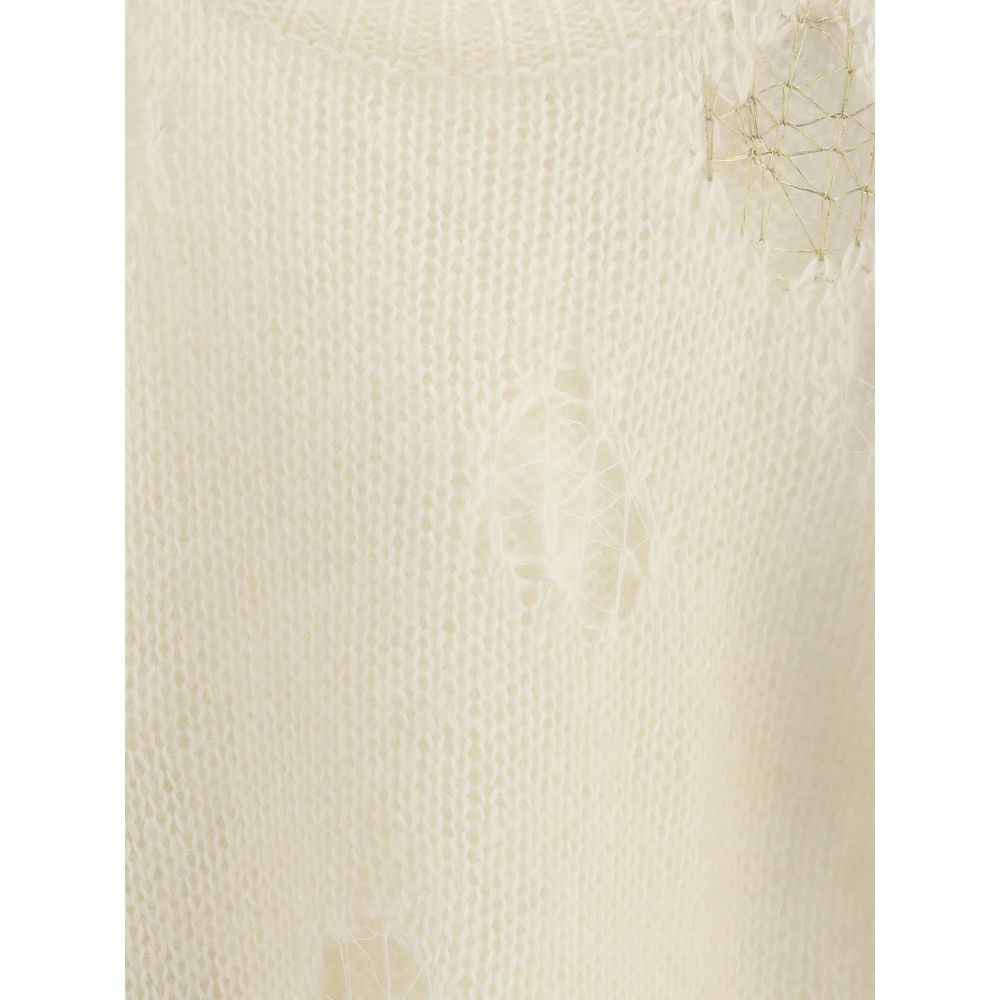 Close-up of Fabiana Filippi Cream Mohair Sweatshirt with ribbed texture and modern rip detail.
