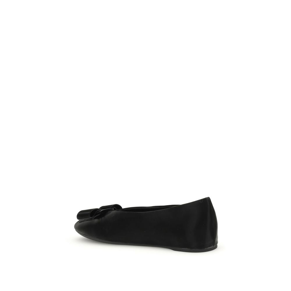 Ferragamo Black Calf Leather Bos Taurus Ballet Flats
