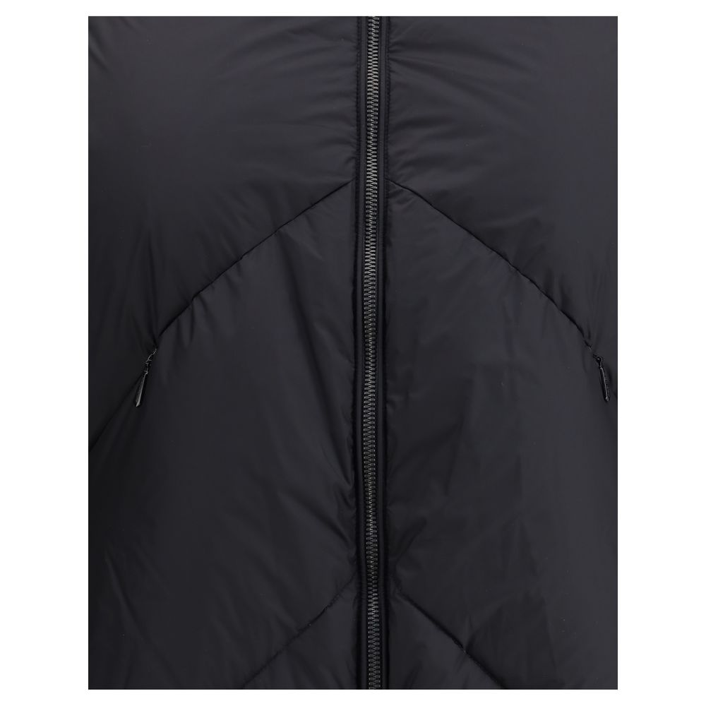Close-up of Tatras Black Polyamide Shell Jacket showing detailed double-slider zipper and quilted design for warmth and style.