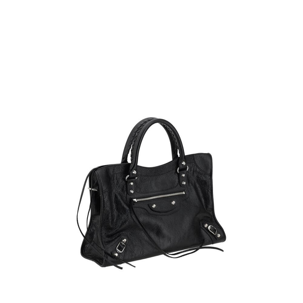 Front view with bag zipped and handles upright.