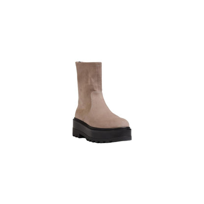 Calvin Klein Jeans Beige Recycled Polyester Ankle Boots with flatform sole and side zip for style and comfort.