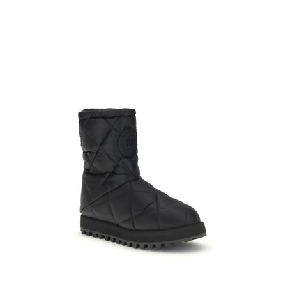 Dolce & Gabbana Black Polyamide Flat Boots with quilted diamond pattern and durable rubber sole, AW25 collection.