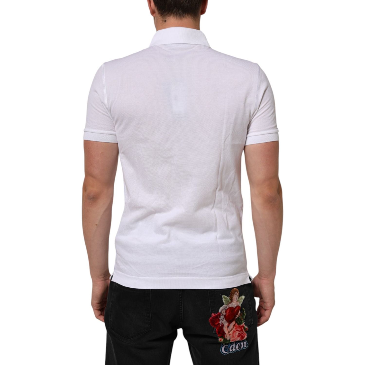 Front view with bag zipped and handles upright.