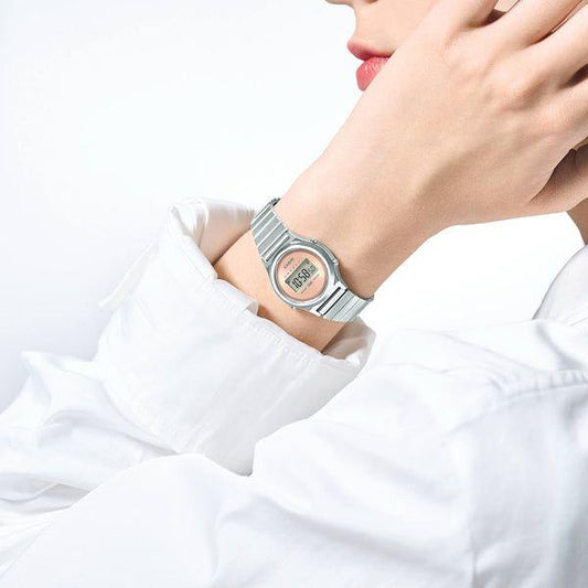 CASIO VINTAGE Mod. MINI COLLECTION SLIM ROUND WATCHES CASIO White Smoke