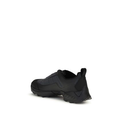 Back view of ROA Black Polyamide Athletic Sneakers with Vibram tread sole and mesh lining for performance and comfort.
